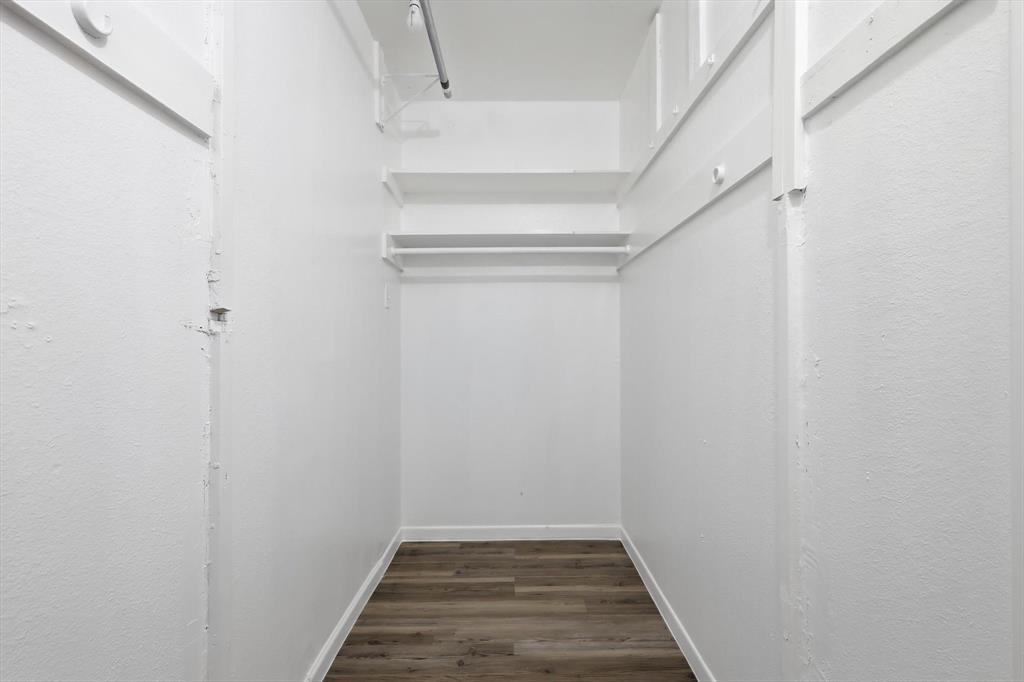 JESSE W JONES - Residential