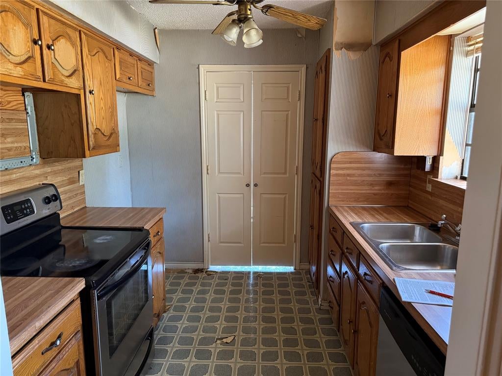 1129 Evergreen Circle