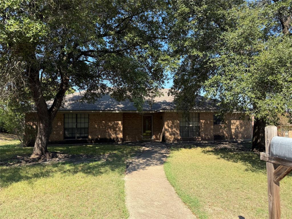 1129 Evergreen Circle