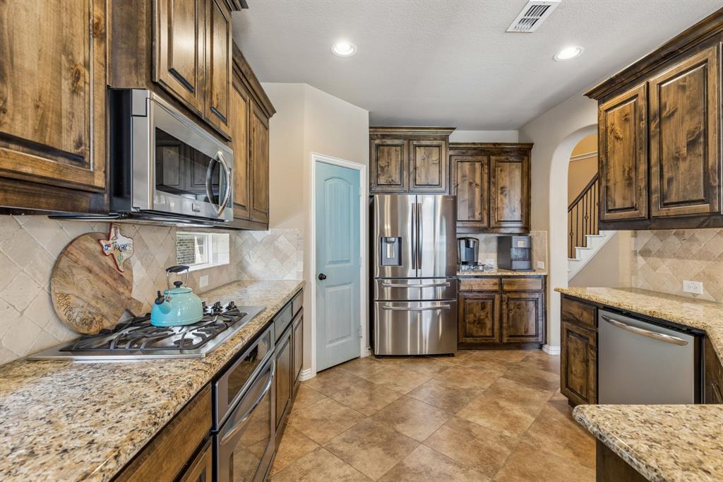 2452 Elm Valley Drive