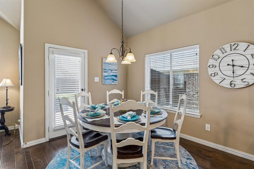 2452 Elm Valley Drive