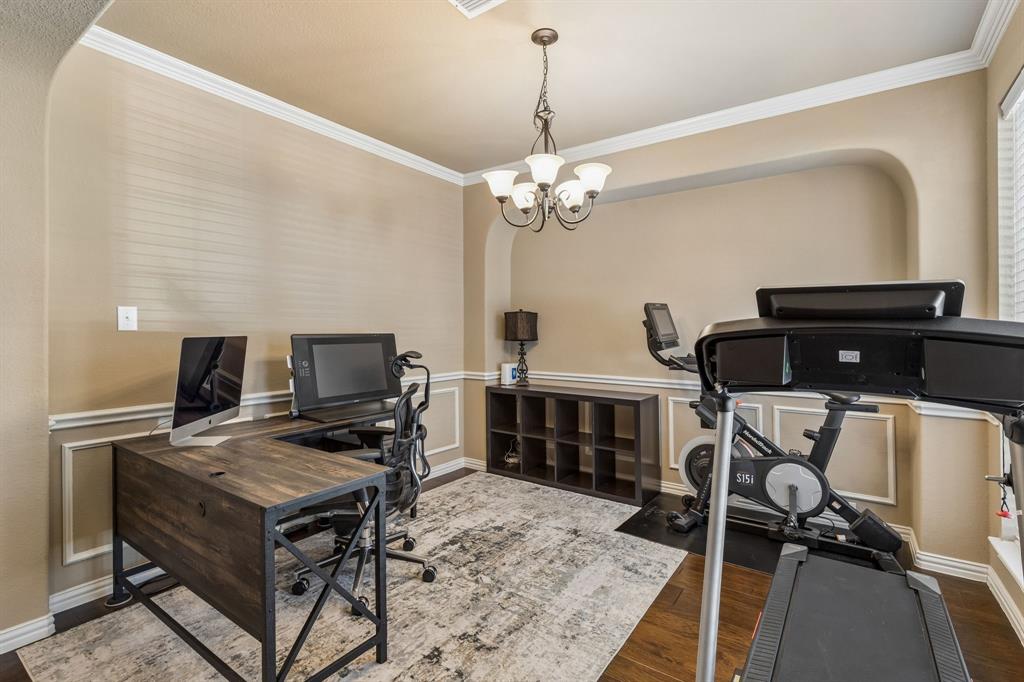 2452 Elm Valley Drive
