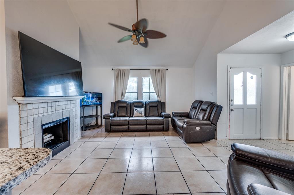 3412 Forest Creek Drive