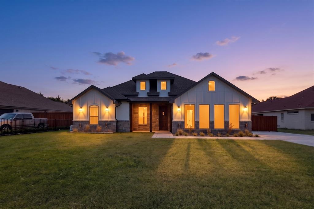 1672 Brookview Drive