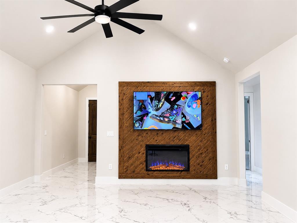 1672 Brookview Drive