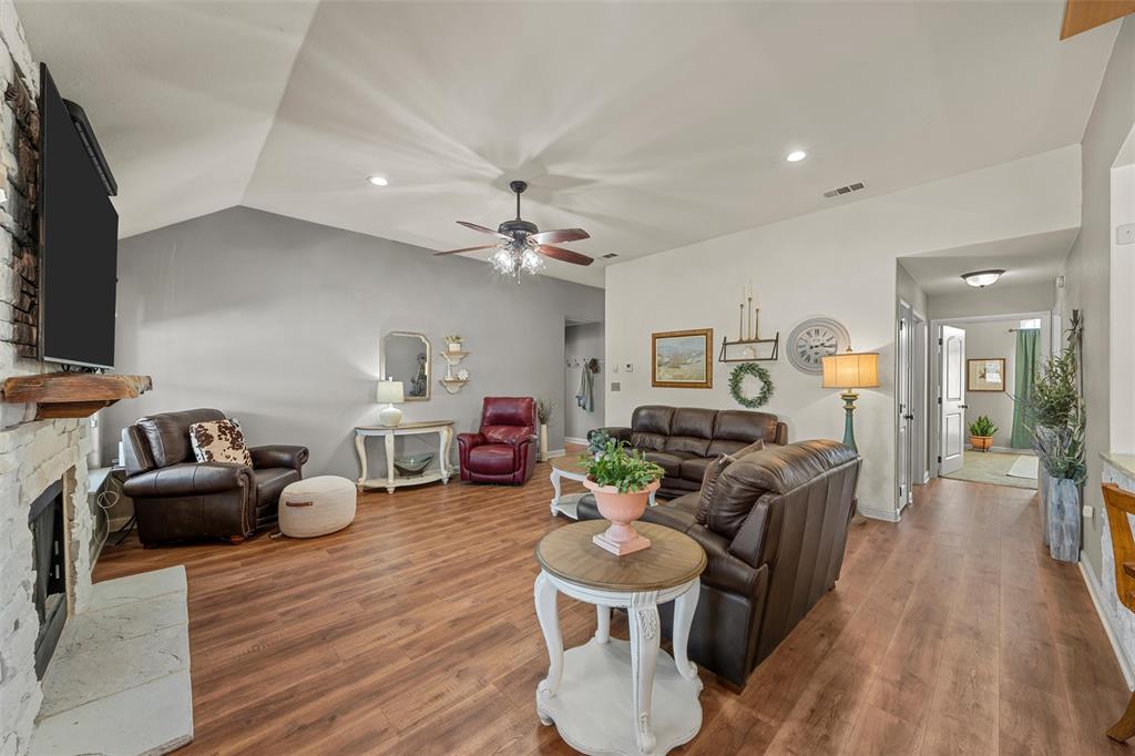 248 Rabbit Shadow Trail