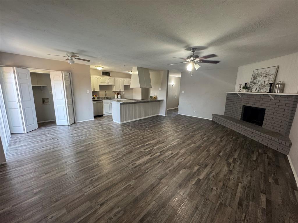 Hillside Village 4 - Residential