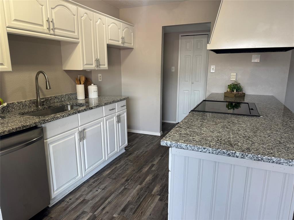 Hillside Village 4 - Residential