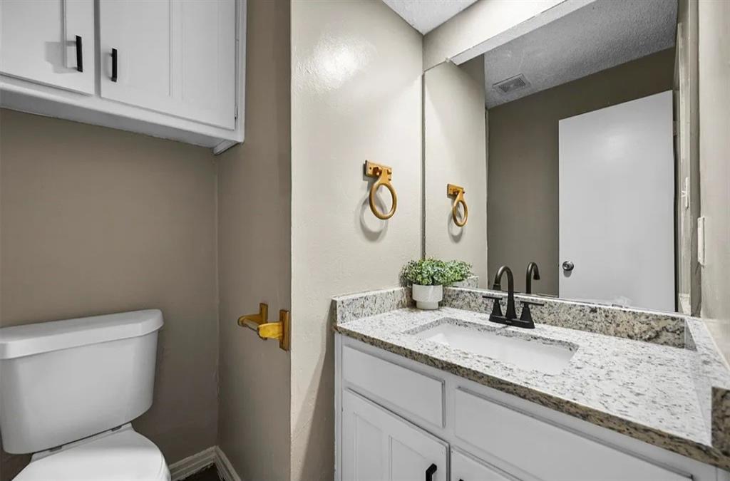 Stoneridge West Tnhse Devlpmnt - Residential Lease