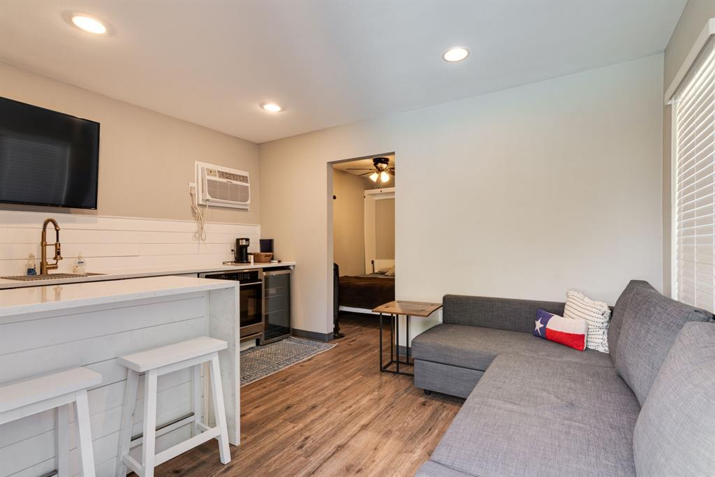 Royal Park Estates - Residential Lease