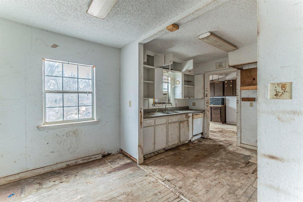 Kathryn Gene - Residential