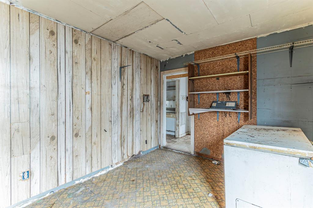 Kathryn Gene - Residential