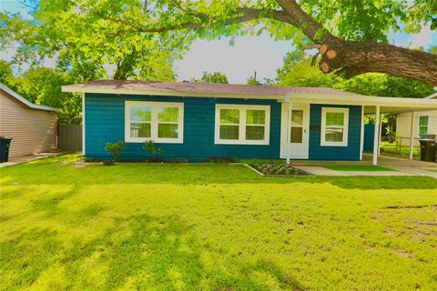 3704 Castleman Street Fort Worth TX 76119