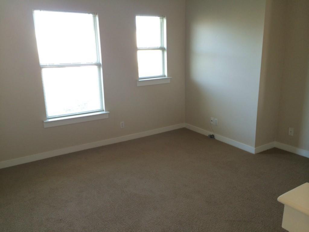 Dallas, Texas 75219, United States, 2 Bedrooms Bedrooms, ,3 BathroomsBathrooms,Residential,Active,179215
