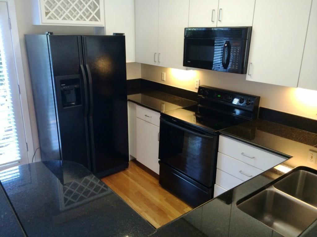 Dallas, Texas 75219, United States, 2 Bedrooms Bedrooms, ,3 BathroomsBathrooms,Residential,Active,179215