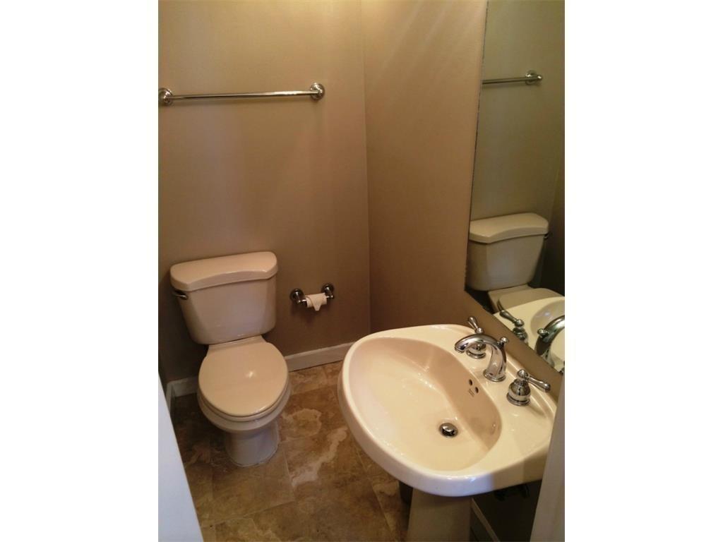 Dallas, Texas 75219, United States, 2 Bedrooms Bedrooms, ,3 BathroomsBathrooms,Residential,Active,179215