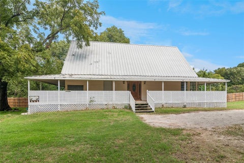 Photo of 4208 Rock Hill Road, Aubrey, TX 76227 (MLS # 21410956)