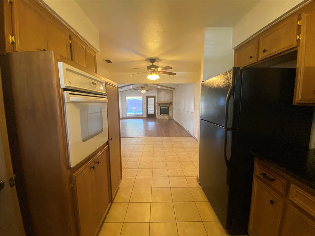 Dallas North Estates 12th Instl - Residential Lease