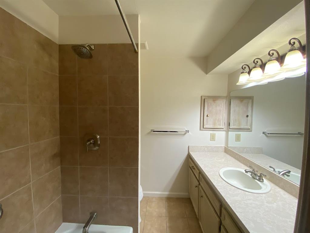 Dallas North Estates 12th Instl - Residential Lease