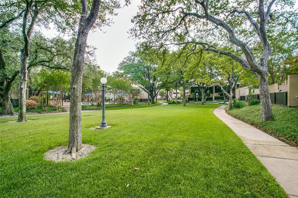 Del Paseo Twnhs - Residential