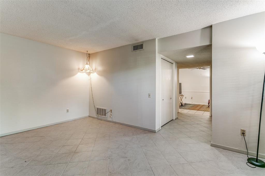 Del Paseo Twnhs - Residential