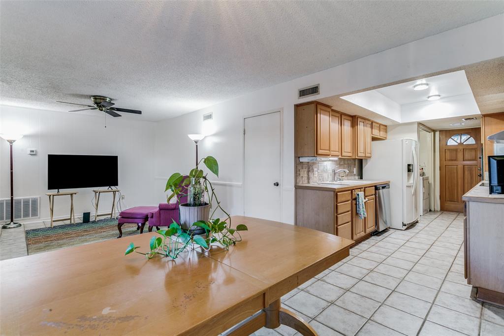 Del Paseo Twnhs - Residential