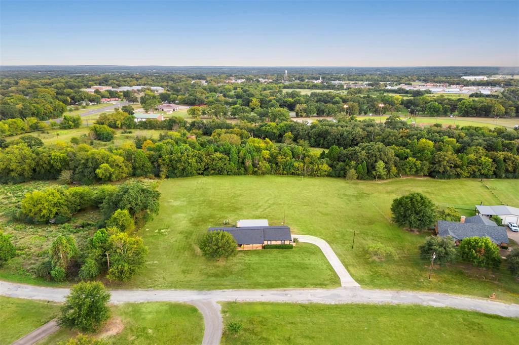 205 country Lane