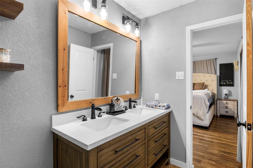 Country Squire Estate - Residential