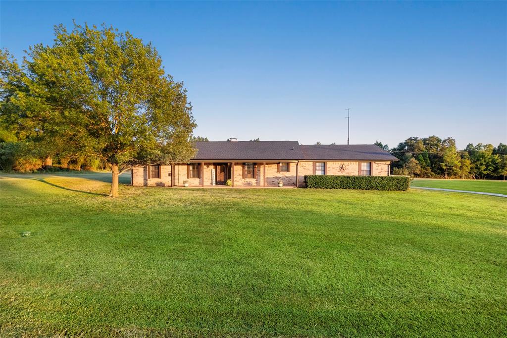 205 country Lane