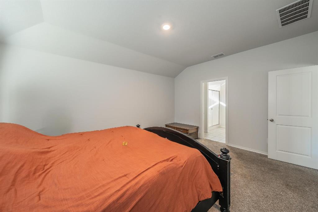 SCULPTORS PARK - Residential