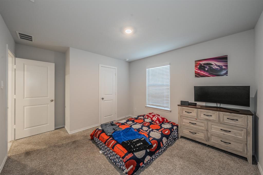 SCULPTORS PARK - Residential