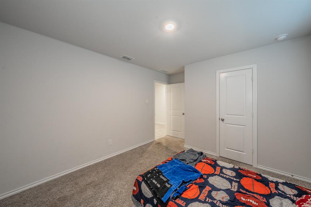 SCULPTORS PARK - Residential