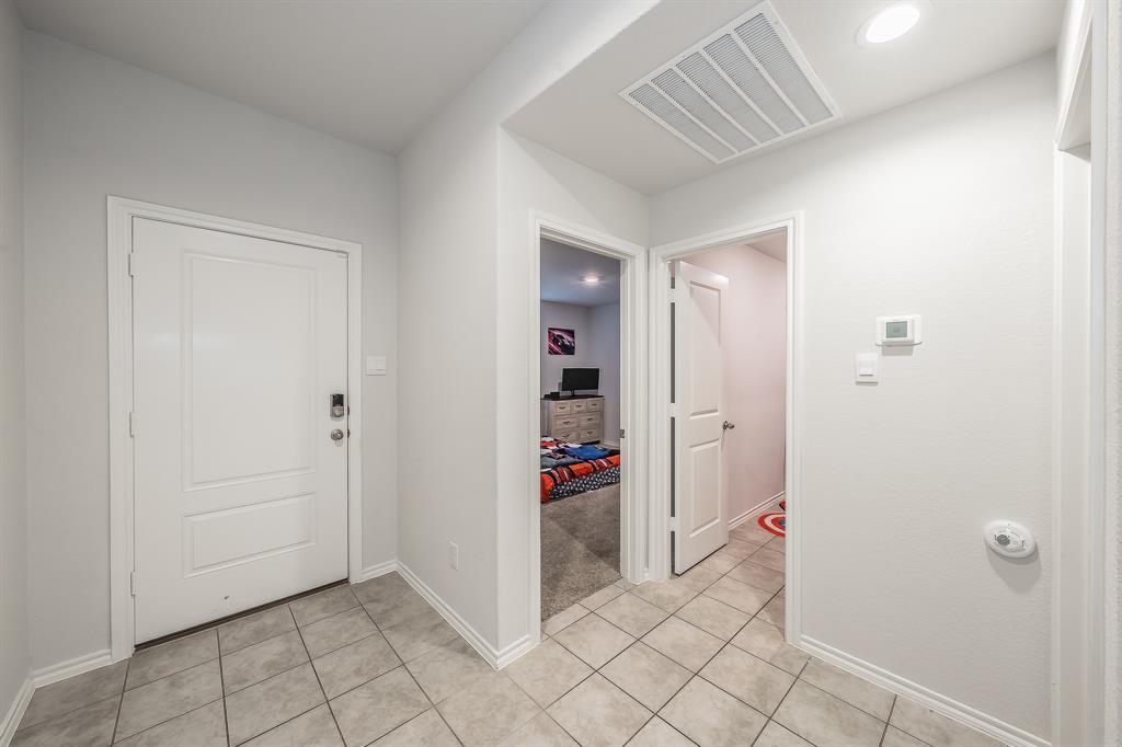 SCULPTORS PARK - Residential