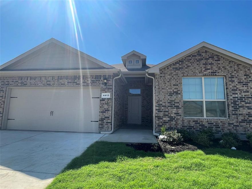 Brand new home in a great subdivision of Summer Creek Ranch, located in the heart of South Fort Worth and Crowley ISD. This 4 bedroom, corner new home features a modern concept with large kitchen open to the family room and the breakfast area that is looking out to the big backyard with covered patio. Kitchen with granite counter top, ceramic tile backflash, stainless steel appliances, gas range and walk in pantry. Luxurious Master bathroom with 5 feet oversize shower and walk in closet. Great area with new shopping center closed by, easy access Chisholm Trail Pkwy.