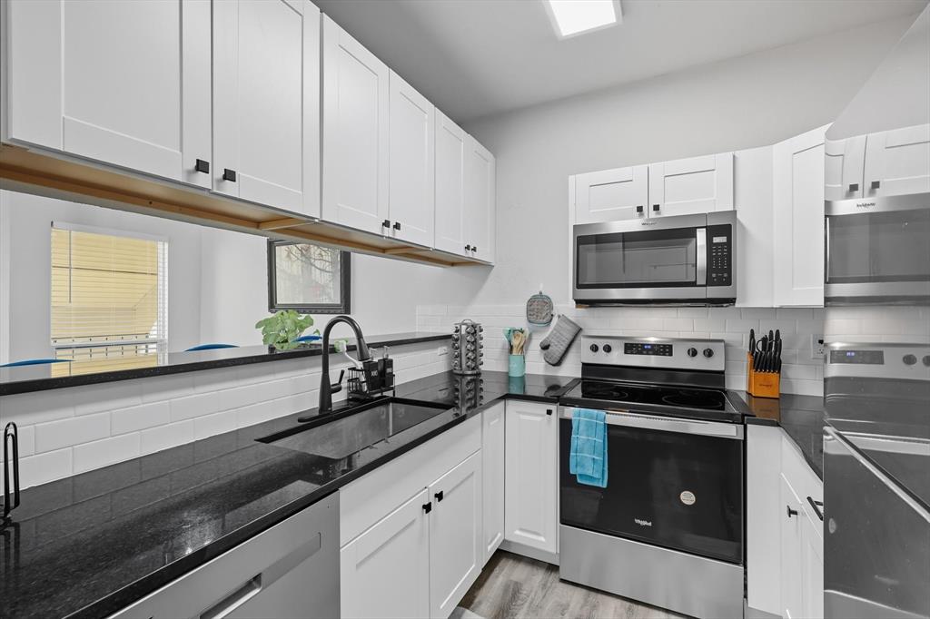 Faulkner Point 13-Windjammer - Residential