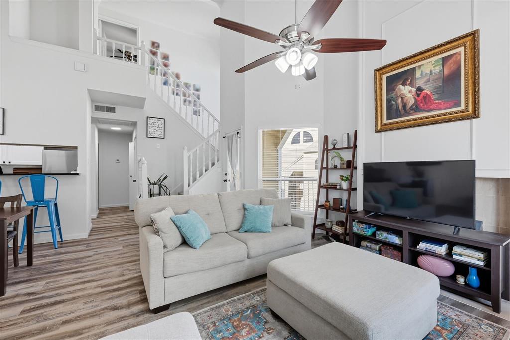 Faulkner Point 13-Windjammer - Residential