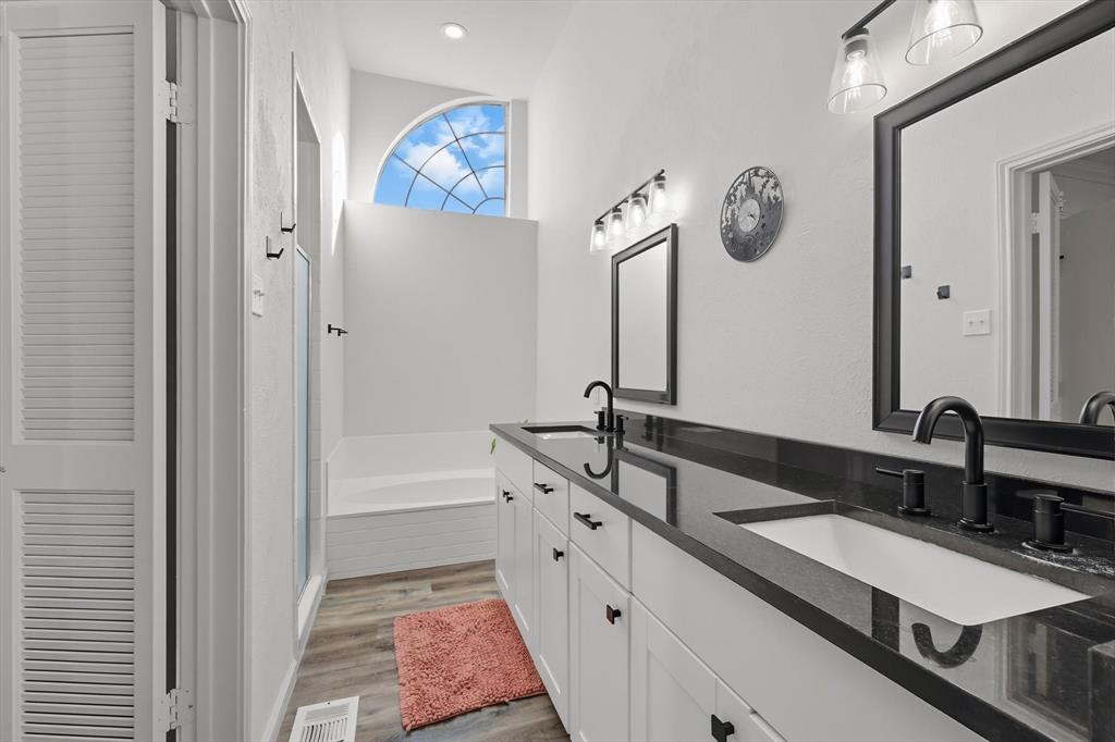 Faulkner Point 13-Windjammer - Residential