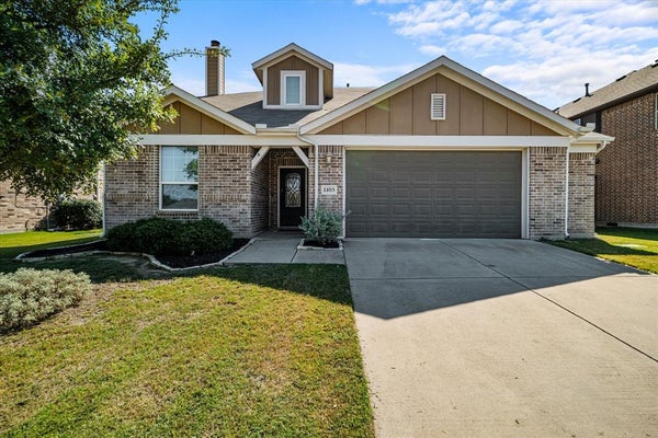 1105 FREESIA DR, LITTLE ELM, TX 75068 - Image 89fc25836cc5bad5bf4c5b308d3c7a4e/1128394175