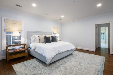 Tiny photo for 5844 Glendora Avenue, Dallas, TX 75230 (MLS # 21057799)