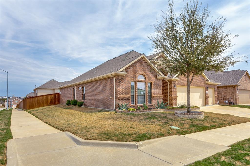 8916 Copper Crossing Drive