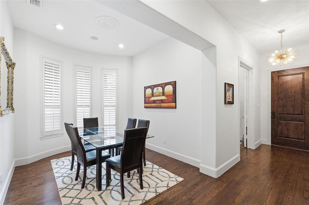 2252 Forest Hollow Park