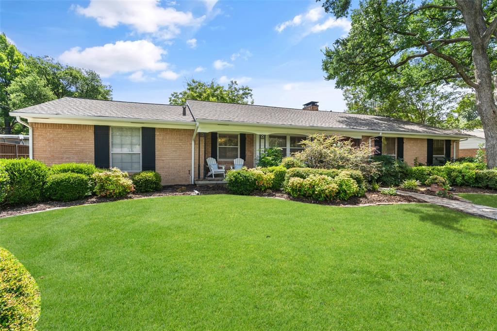 202 N Weatherred Drive