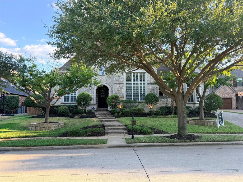 5009 Glenshire Drive
