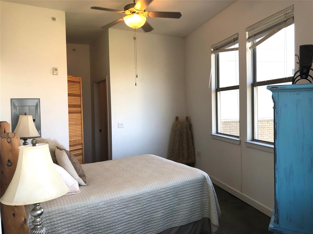 Texas & Pacific Lofts Condo - Residential