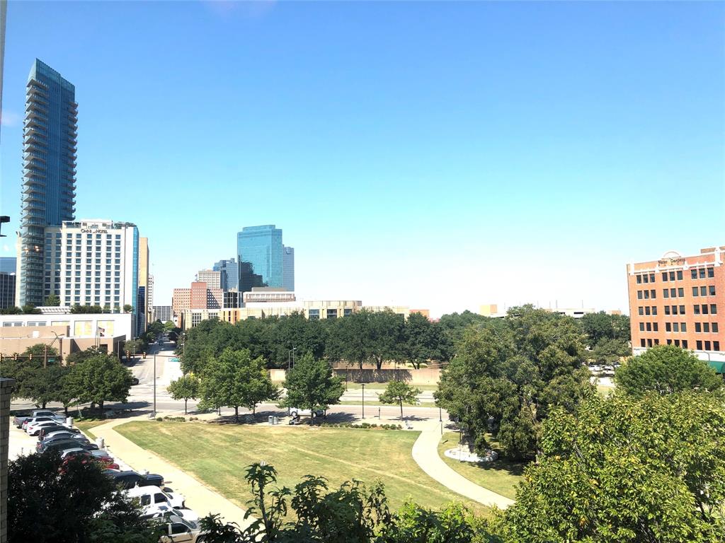 Texas & Pacific Lofts Condo - Residential