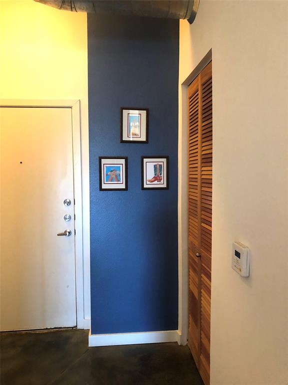 Texas & Pacific Lofts Condo - Residential