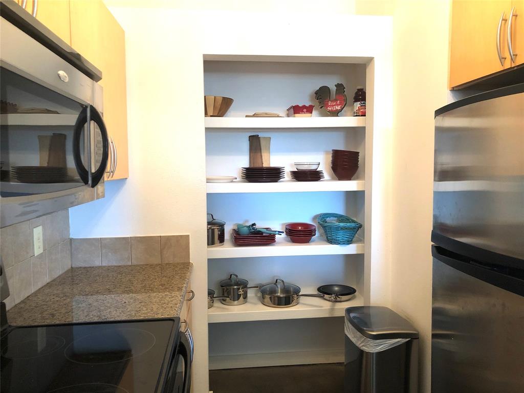 Texas & Pacific Lofts Condo - Residential