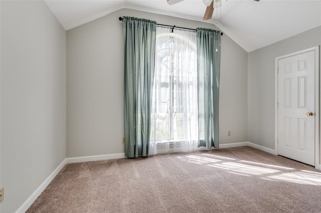 Estates At Creekwood III Ph 2 - Residential Lease