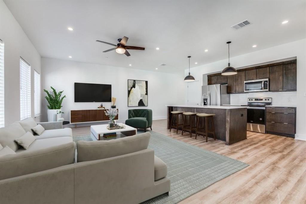 Crescent Crk Villas - Residential Lease