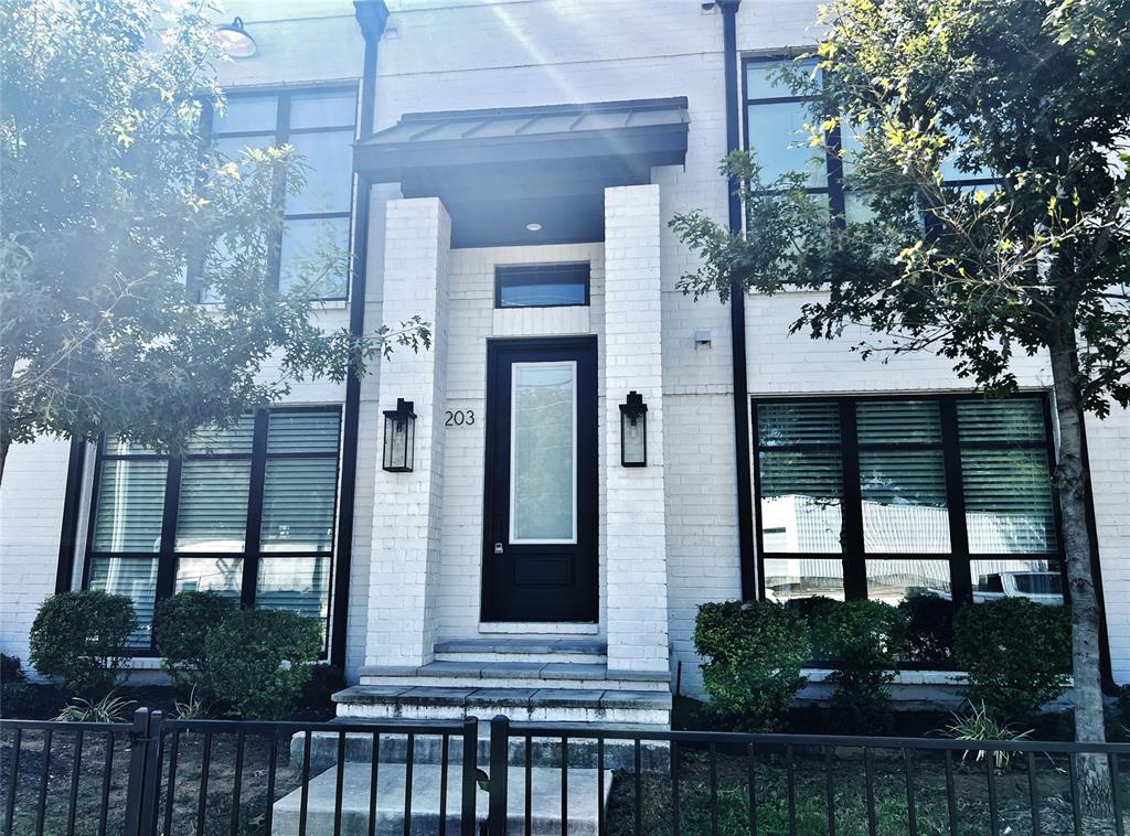 Crescent Crk Villas - Residential Lease